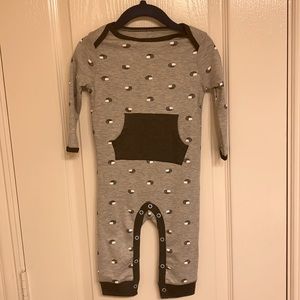 Baby boy sleep n play